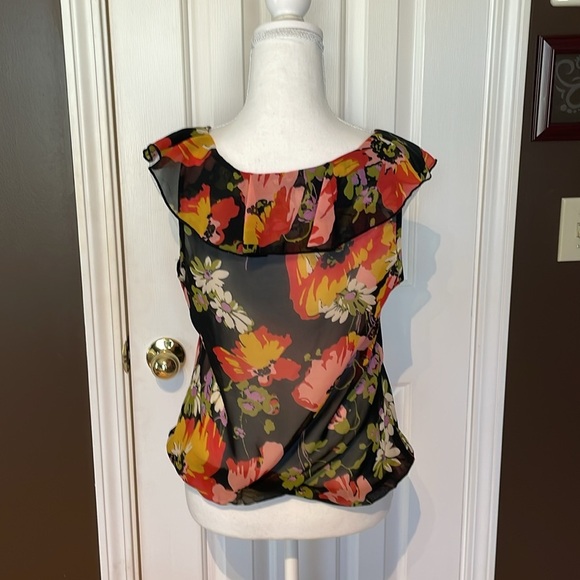 Kirra Floral Sheer Top With Ruffle - Picture 5 of 6